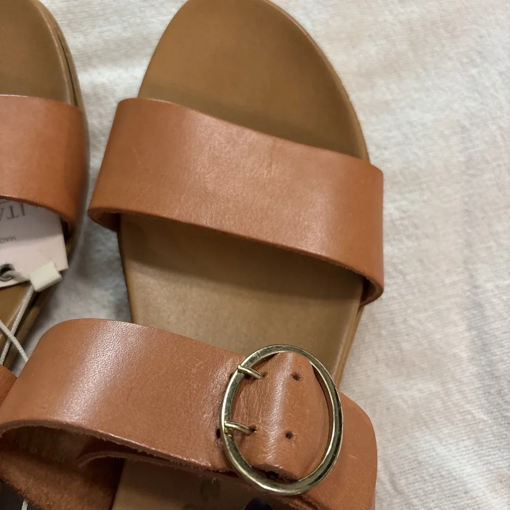 Mariella tan leather